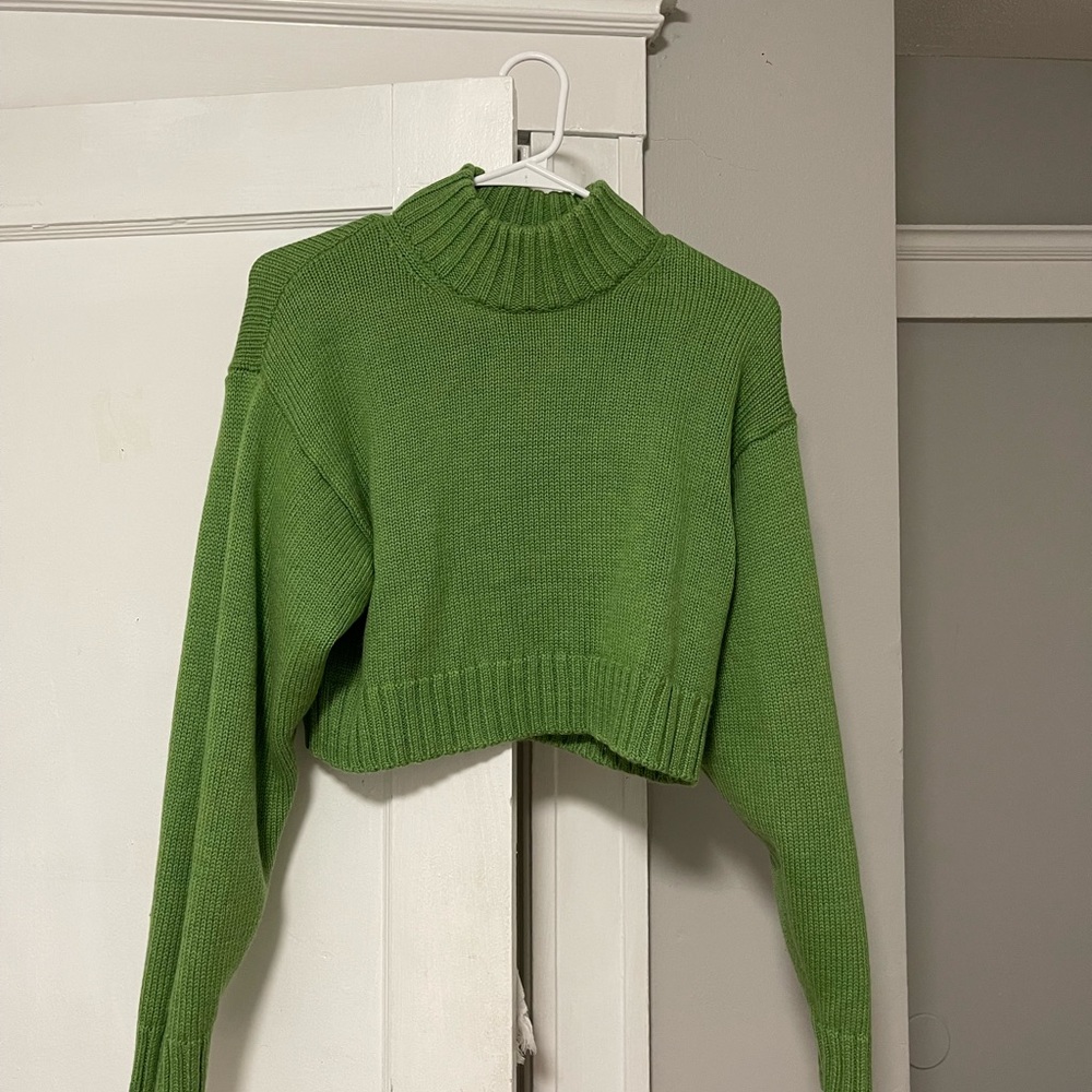 Aritzia sweater